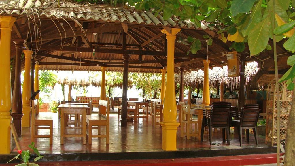 Rupa'S Hotel Arugam Bay Room photo