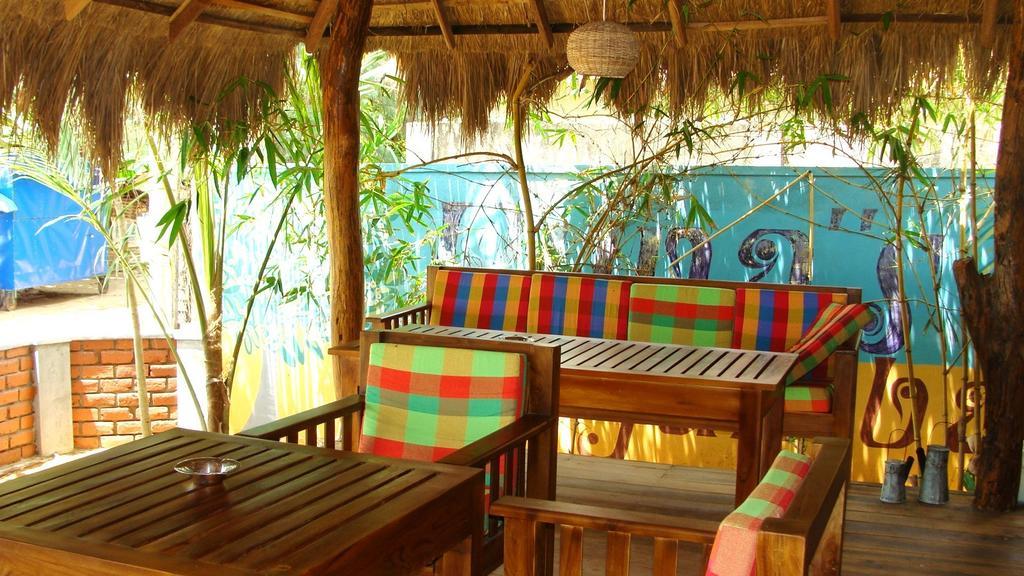 Rupa'S Hotel Arugam Bay Exterior photo