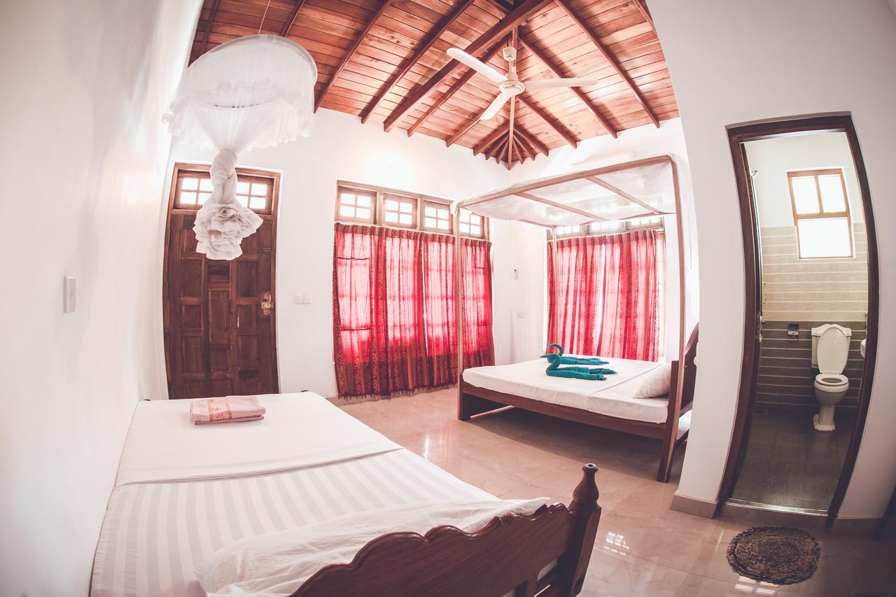 Rupa'S Hotel Arugam Bay Exterior photo